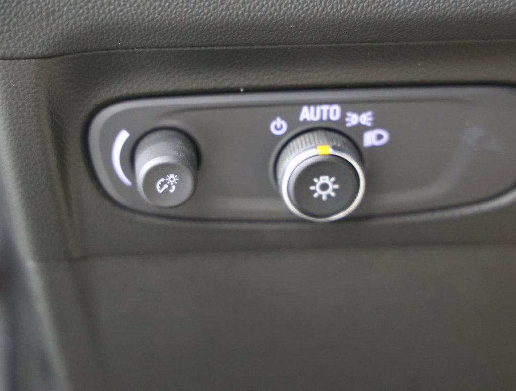 Certified 2021 Buick Envision Preferred image 18