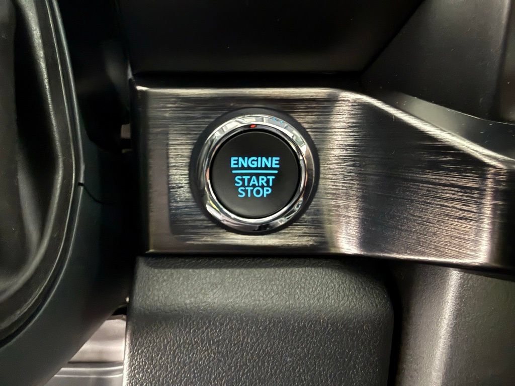 New 2026 Ford F250 Lariat w/ Black Appearance Package image 41