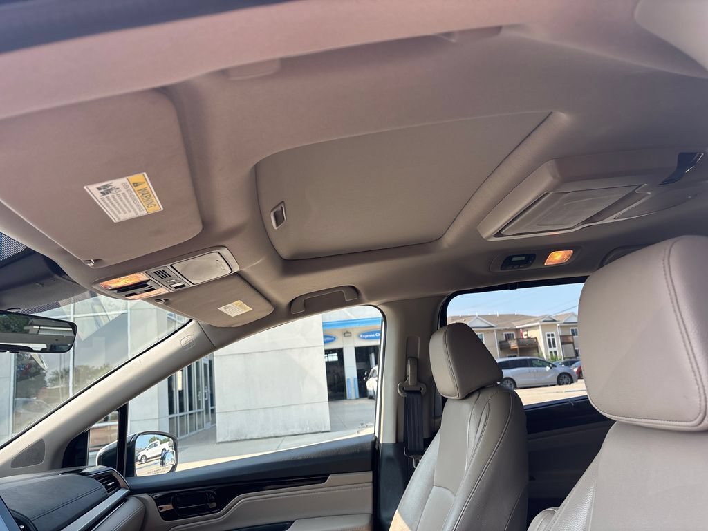 Certified 2023 Honda Odyssey Touring image 23