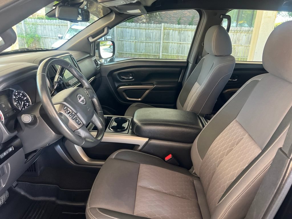 Certified 2024 Nissan Titan SV w/ SV Bronze Edition Package AWD/4WD image 4