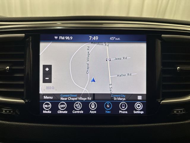 Used 2020 Chrysler Pacifica Touring-L image 24