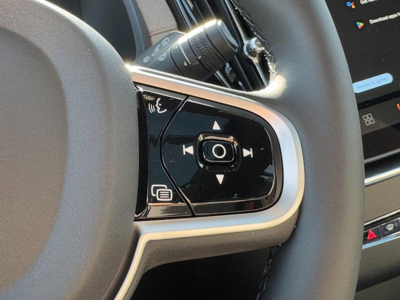 New 2026 Volvo XC90 B5 Plus w/ Protection Package image 12