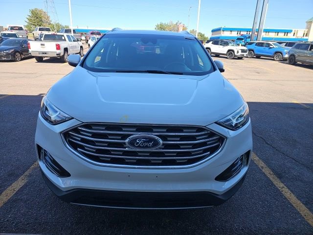Used 2019 Ford Edge SEL w/ Equipment Group 201A AWD/4WD image 13