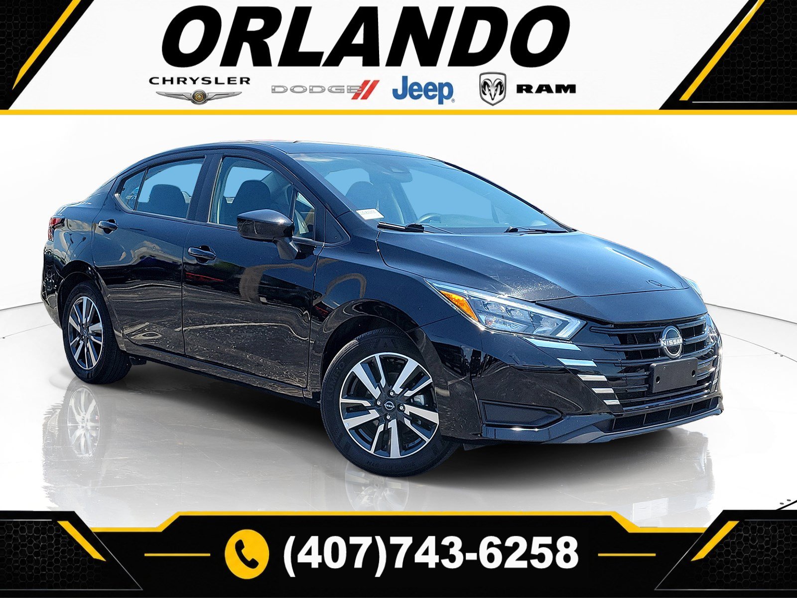 Used 2025 Nissan Versa SV FWD image 1