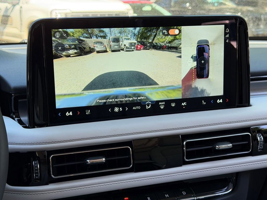 New 2026 Lincoln Aviator AWD image 11