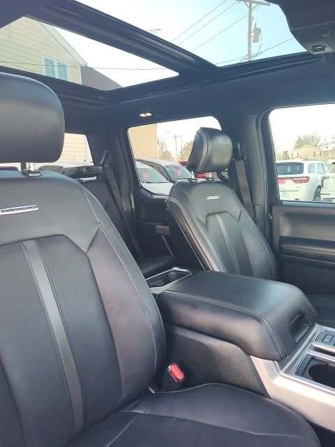 Used 2015 Ford F150 Platinum w/ Equipment Group 701A Luxury image 9