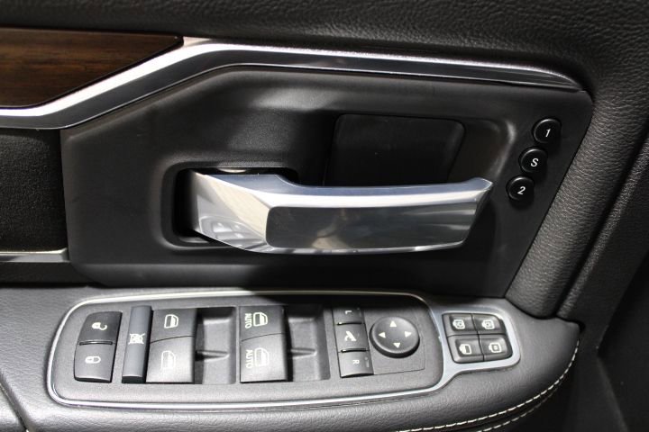 Used 2024 RAM 2500 Laramie image 14