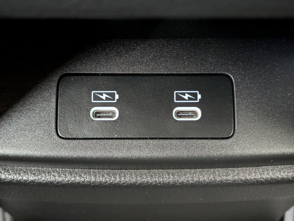 Used 2023 Honda CR-V Sport Touring image 17