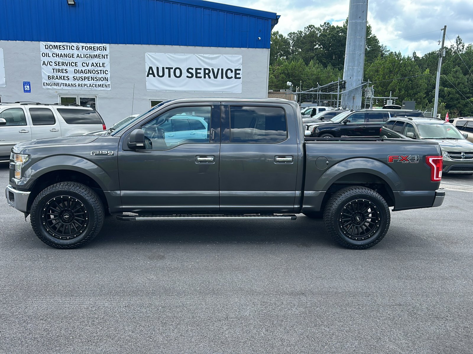Used 2016 Ford F150 XLT w/ Equipment Group 301A Mid AWD/4WD image 2