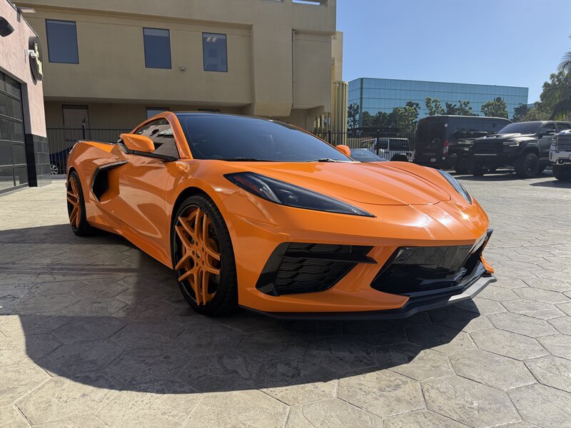 Used 2020 Chevrolet Corvette Stingray Preferred Cpe w/ 2LT Preferred Equipment Group RWD image 4