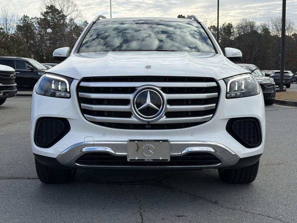Used 2025 Mercedes-Benz GLS 450 4MATIC image 8