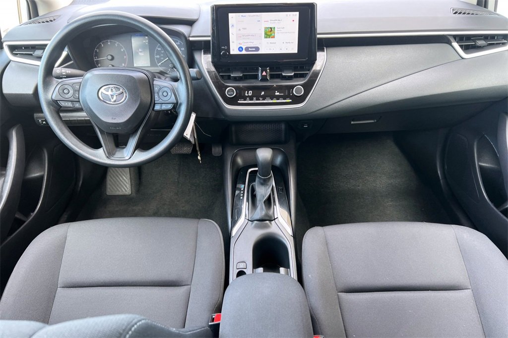 Certified 2025 Toyota Corolla LE image 15