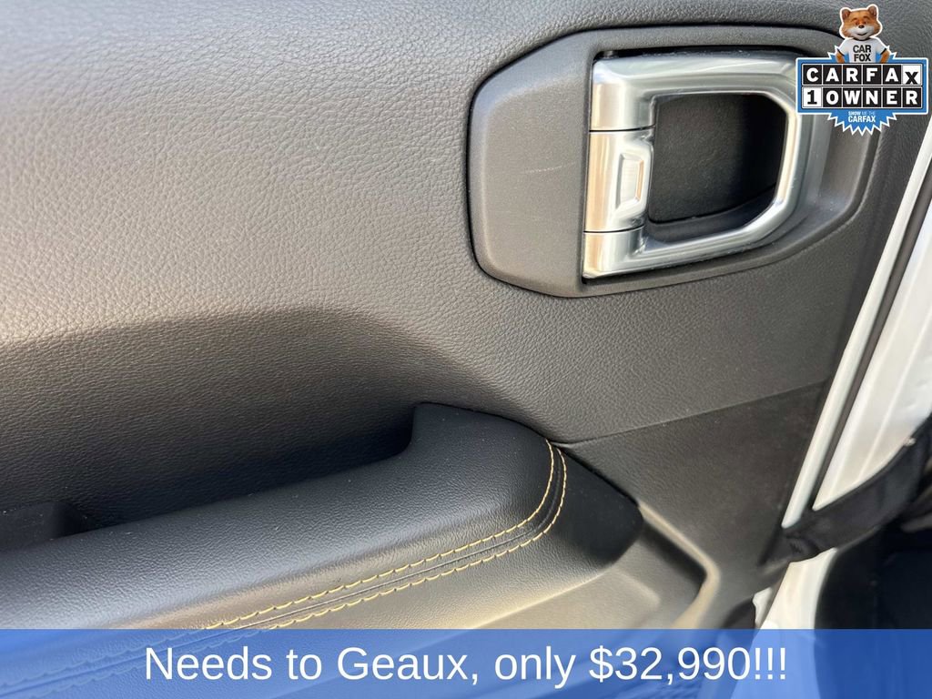 Used 2024 Jeep Wrangler Unlimited Sahara AWD/4WD image 33
