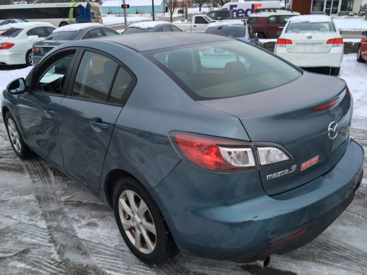 Used 2010 MAZDA MAZDA3 i Touring image 5