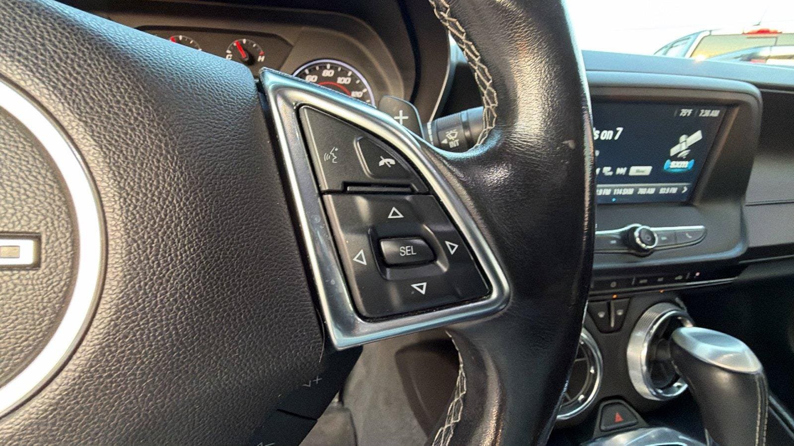 Used 2018 Chevrolet Camaro LT RWD image 24