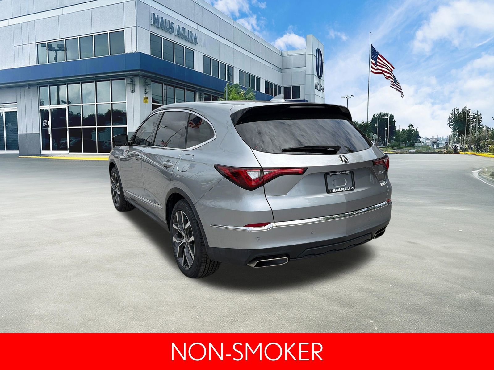 Used 2023 Acura MDX FWD w/ Technology Package image 6