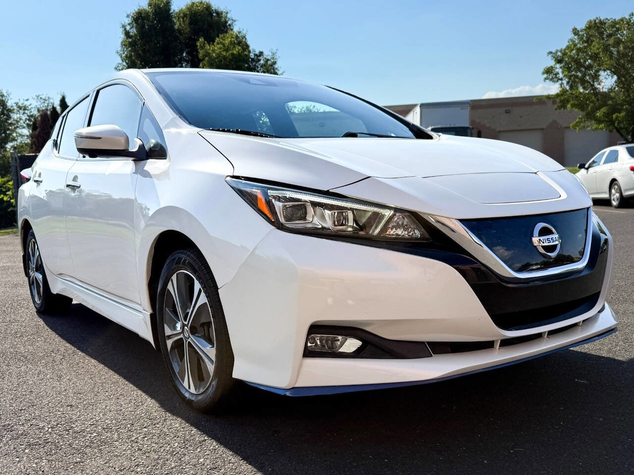 Used 2020 Nissan Leaf SL Plus FWD image 5