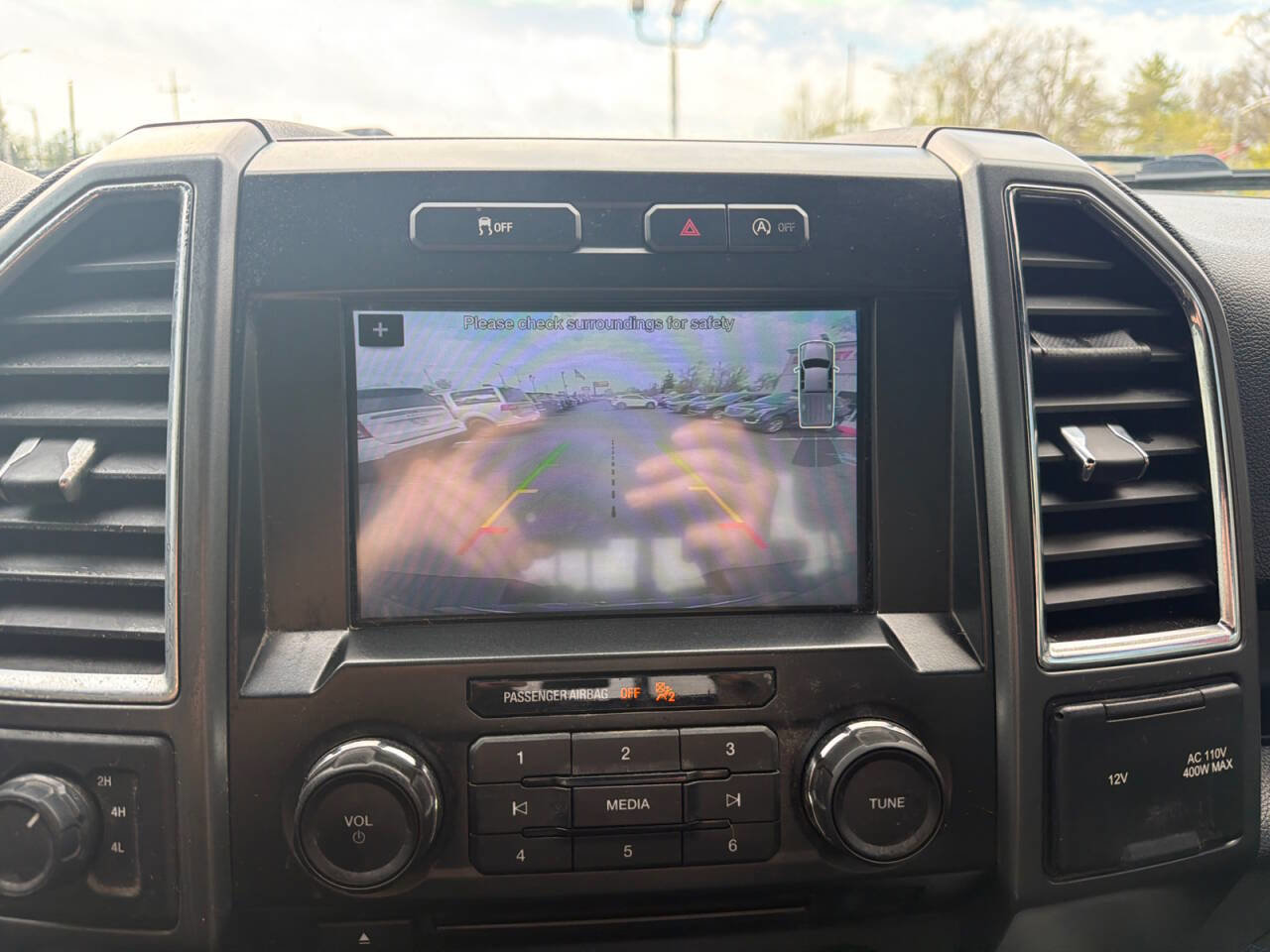 Used 2017 Ford F150 XLT w/ Equipment Group 302A Luxury image 14