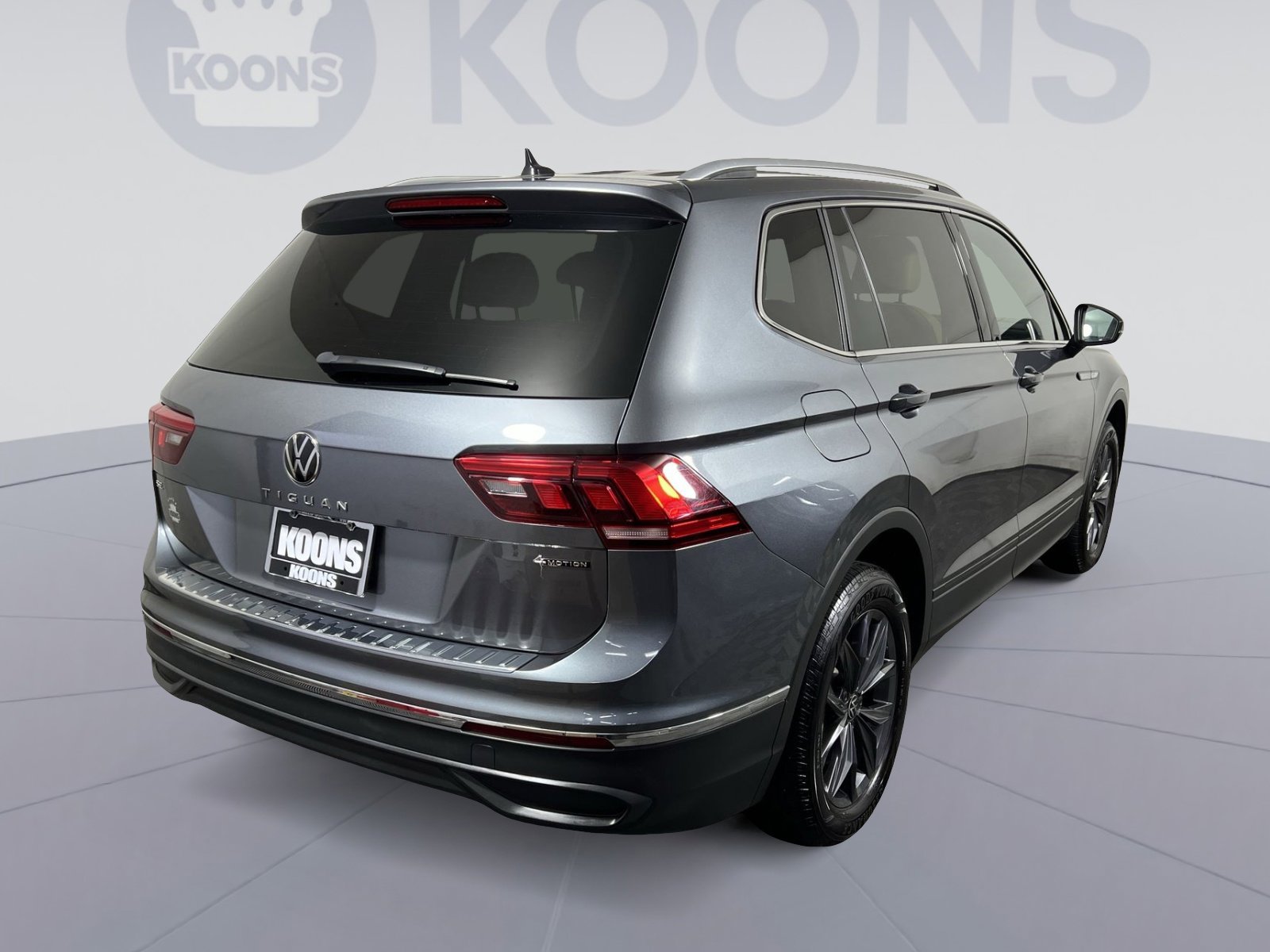Used 2022 Volkswagen Tiguan SE image 7
