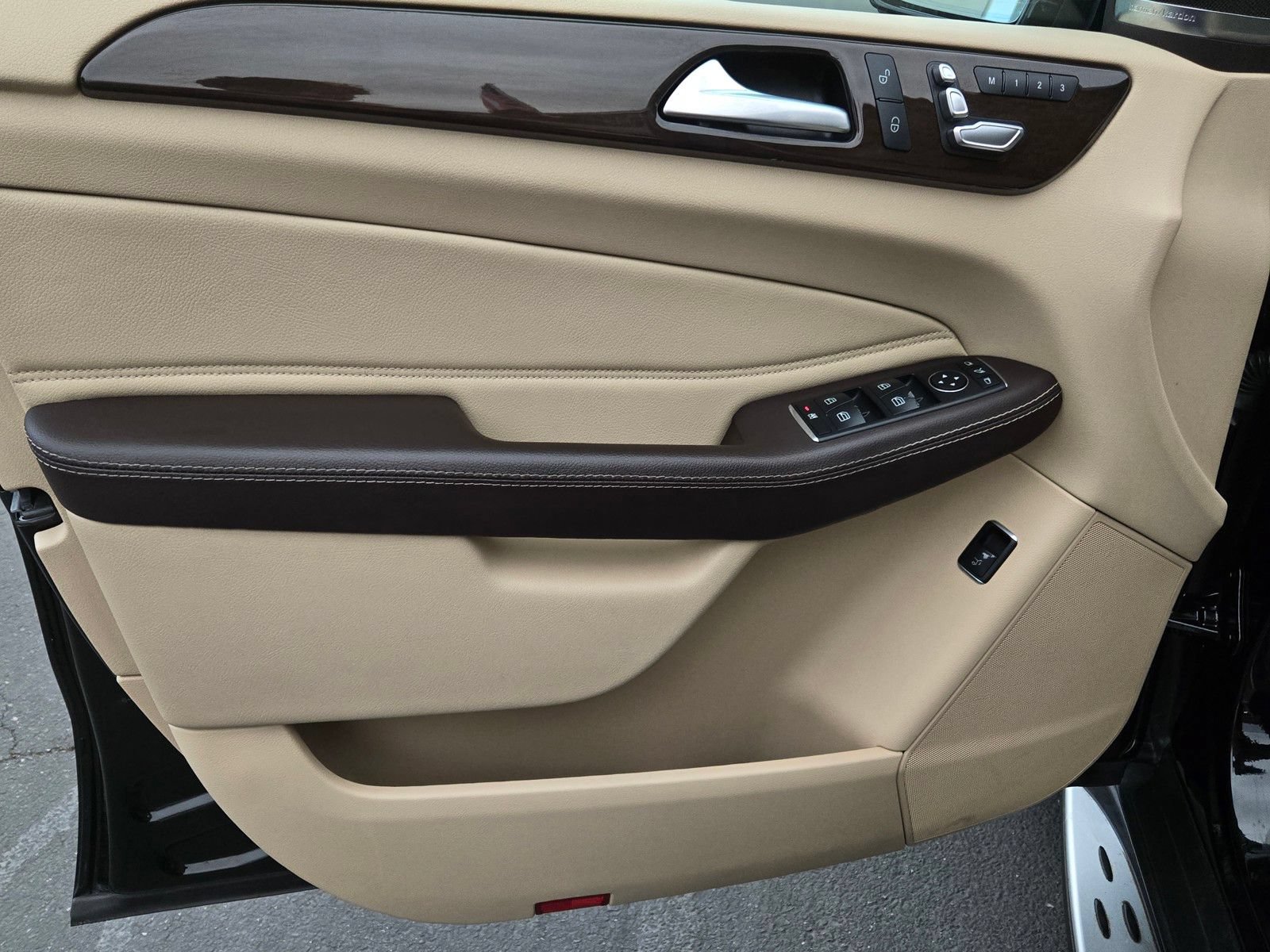 Used 2017 Mercedes-Benz GLE 350 image 8