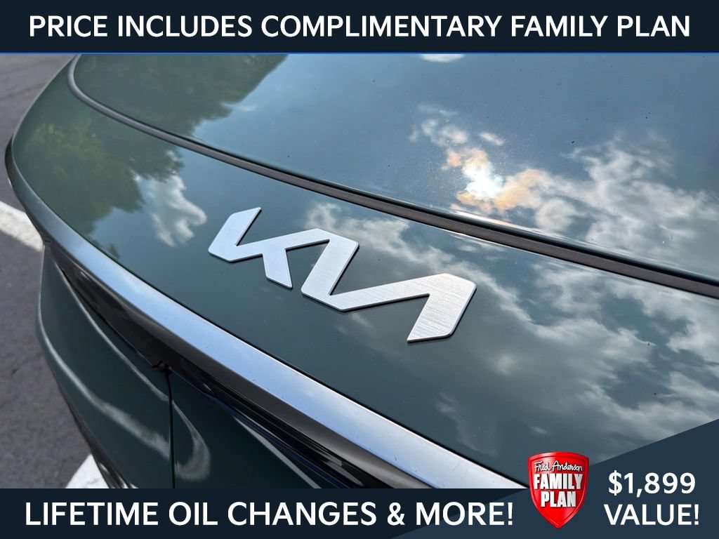 New 2026 Kia Niro Wind FWD image 3