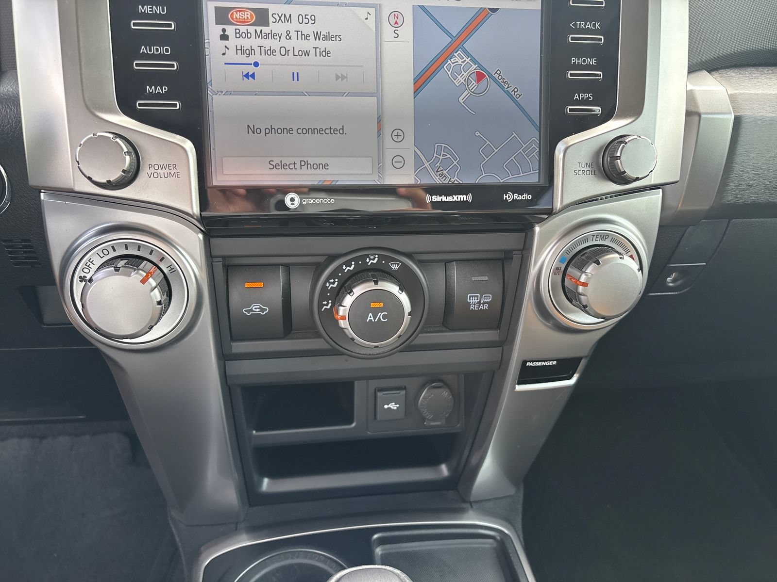 Used 2021 Toyota 4Runner SR5 Premium w/ Moonroof Package RWD image 24