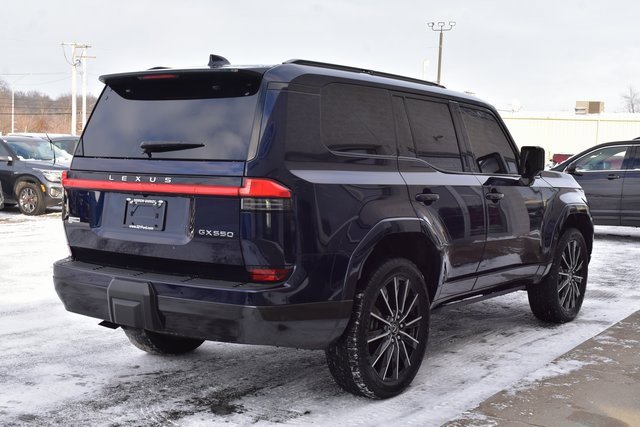 Used 2025 Lexus GX 550 image 6