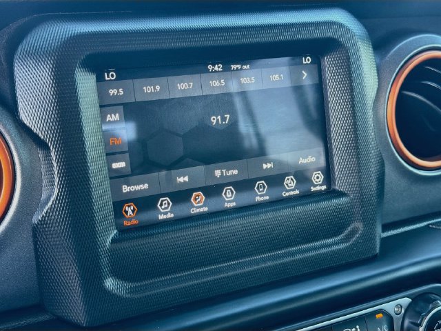 Used 2021 Jeep Gladiator Mojave w/ LED Lighting Group AWD/4WD image 15