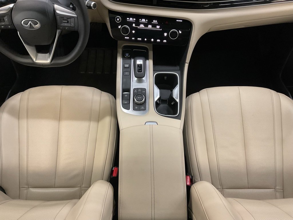 Used 2025 INFINITI QX60 Pure image 17