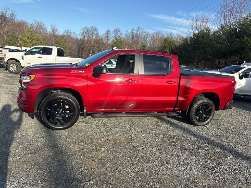 Used 2025 Chevrolet Silverado 1500 RST image 4