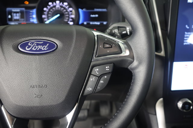Used 2024 Ford Edge SEL w/ Convenience Package AWD/4WD image 44