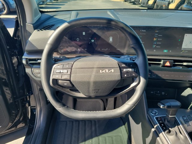 Certified 2026 Kia Sportage SX FWD image 11