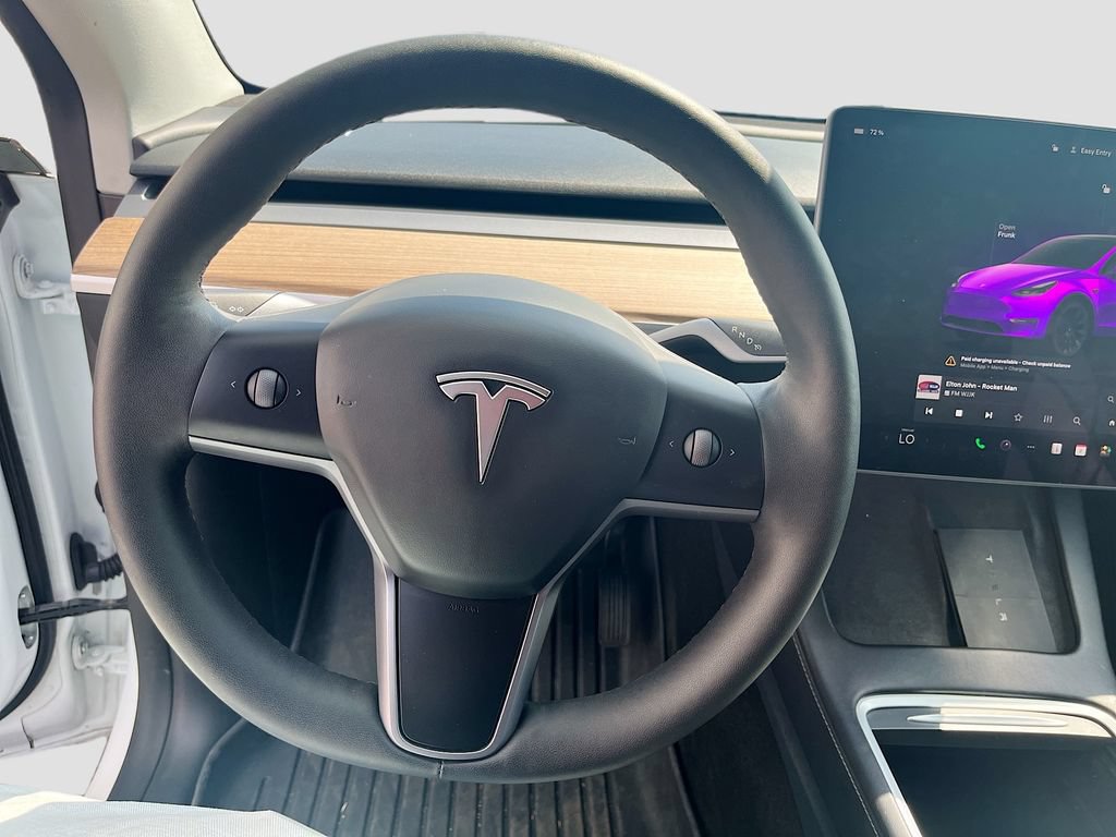 Used 2025 Tesla Model Y Long Range AWD/4WD image 11