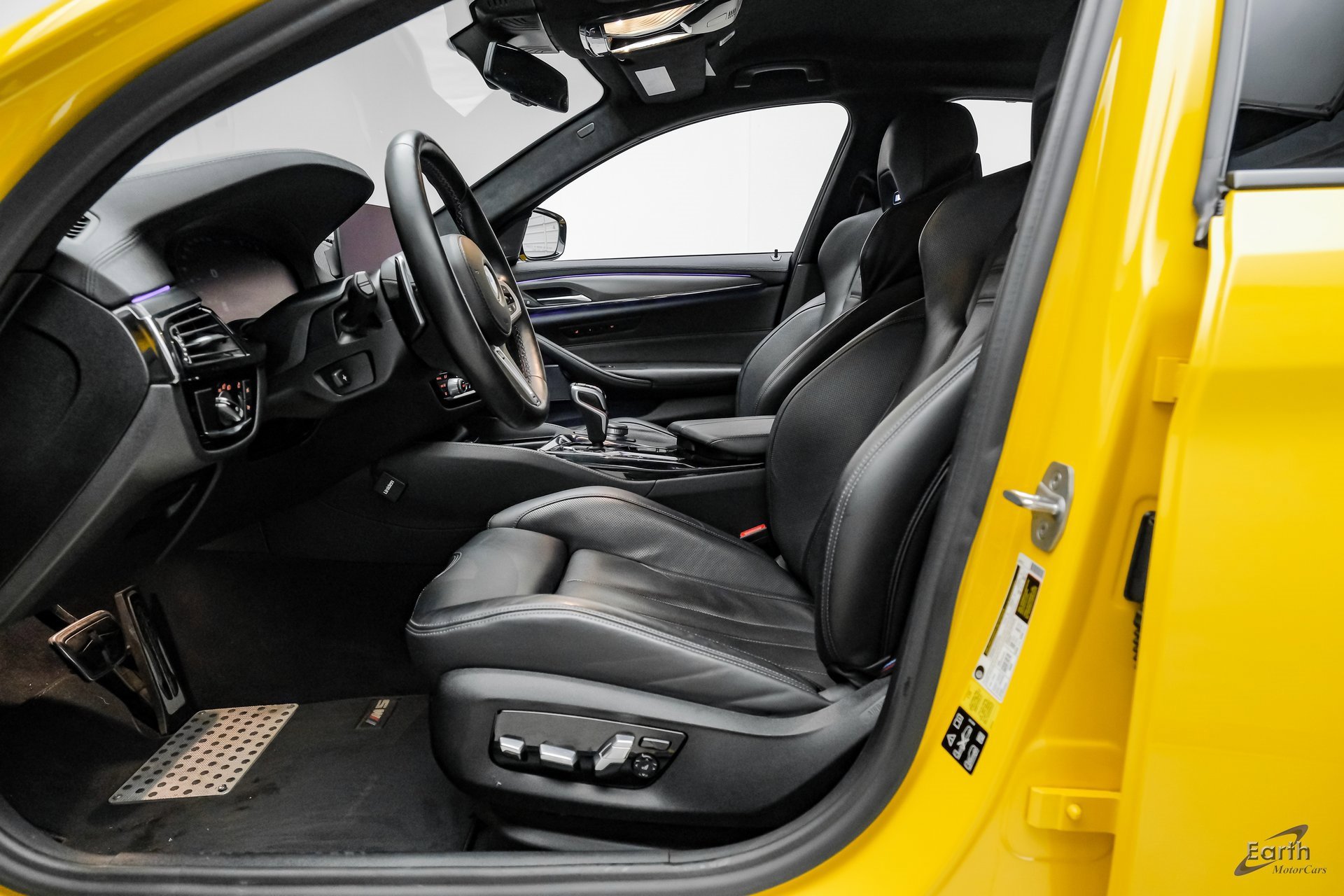 Used 2020 BMW M5 w/ Executive Package image 43