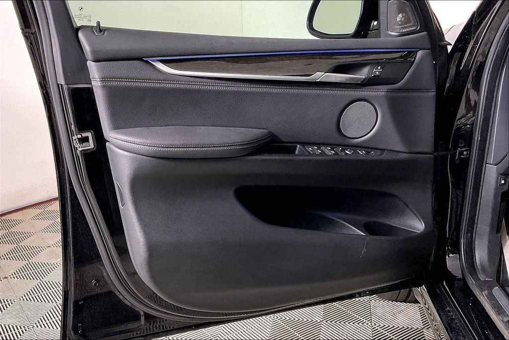 Used 2017 BMW X5 xDrive40e image 22