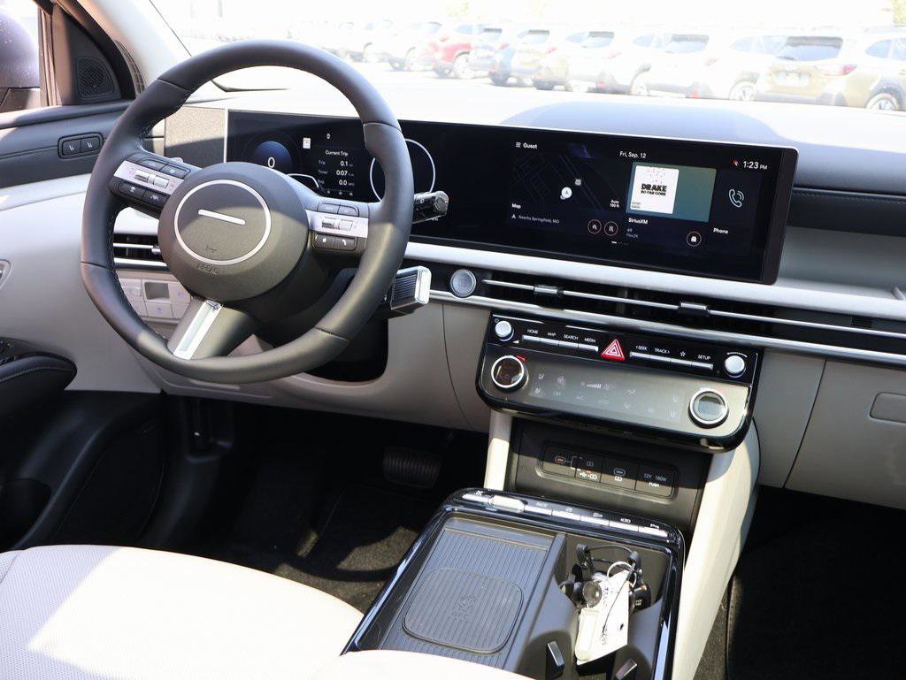 New 2026 Hyundai Tucson Limited image 14