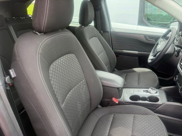 Used 2025 Ford Escape Active AWD/4WD image 7