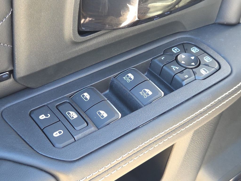 New 2026 RAM 2500 Limited AWD/4WD image 20
