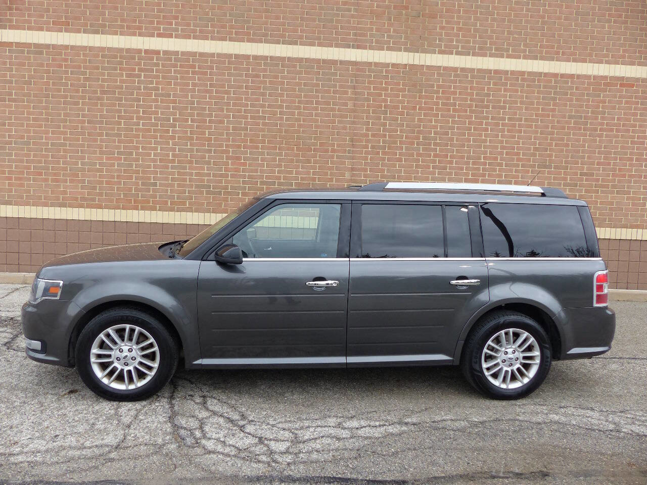 Used 2018 Ford Flex SEL w/ Equipment Group 202A FWD image 6