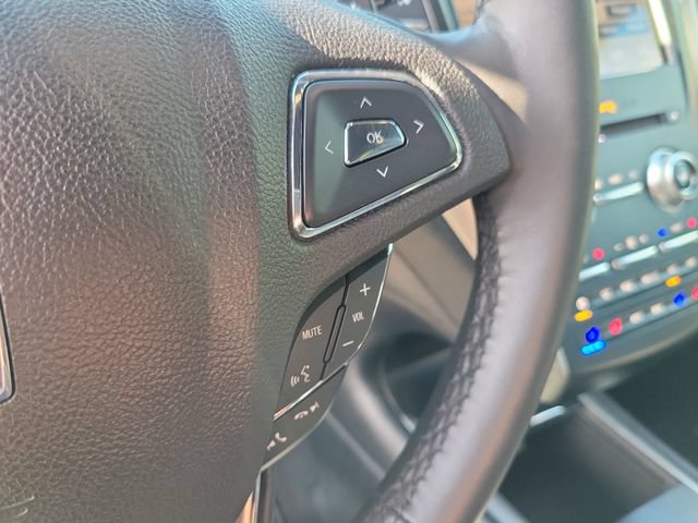 Certified 2019 Lincoln MKC Reserve w/ MKC Climate Package FWD image 27