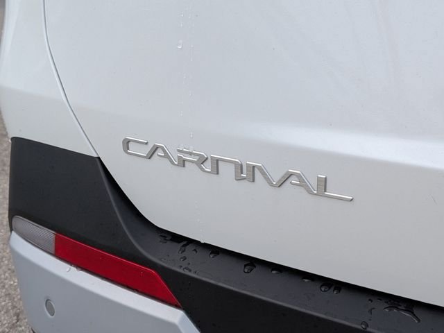 New 2027 Kia Carnival EX FWD image 13