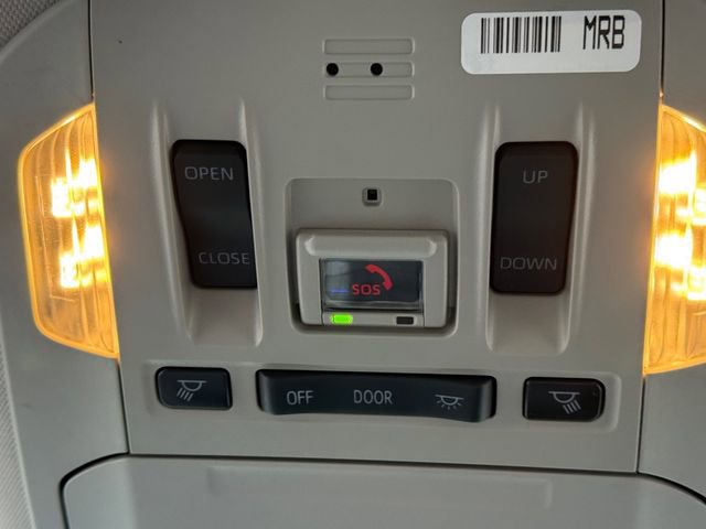 Certified 2021 Toyota Highlander Limited image 28