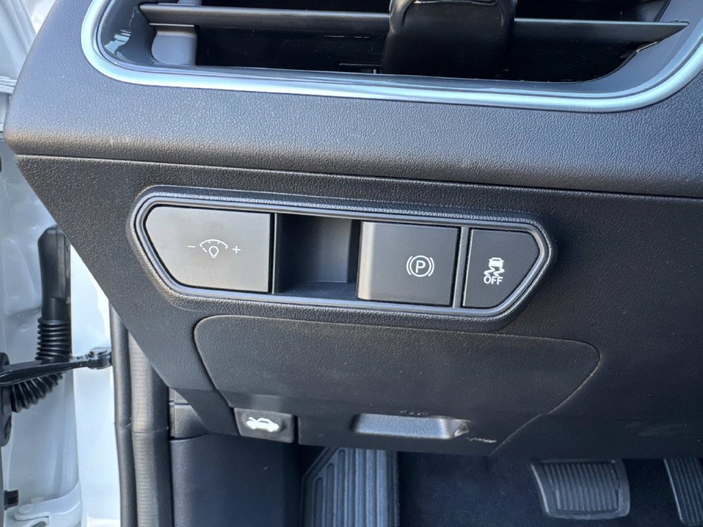 New 2026 Kia K4 GT-Line Turbo FWD image 21