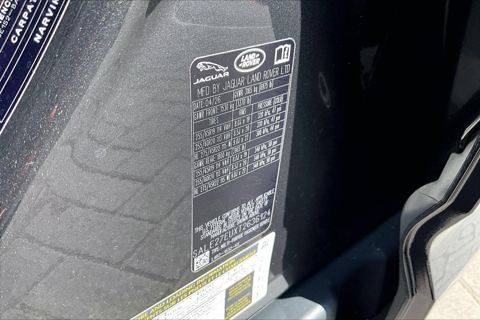 New 2026 Land Rover Defender 110 X-Dynamic SE AWD/4WD image 13