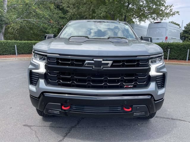 Used 2025 Chevrolet Silverado 1500 LT Trail Boss w/ Convenience Package II AWD/4WD image 2