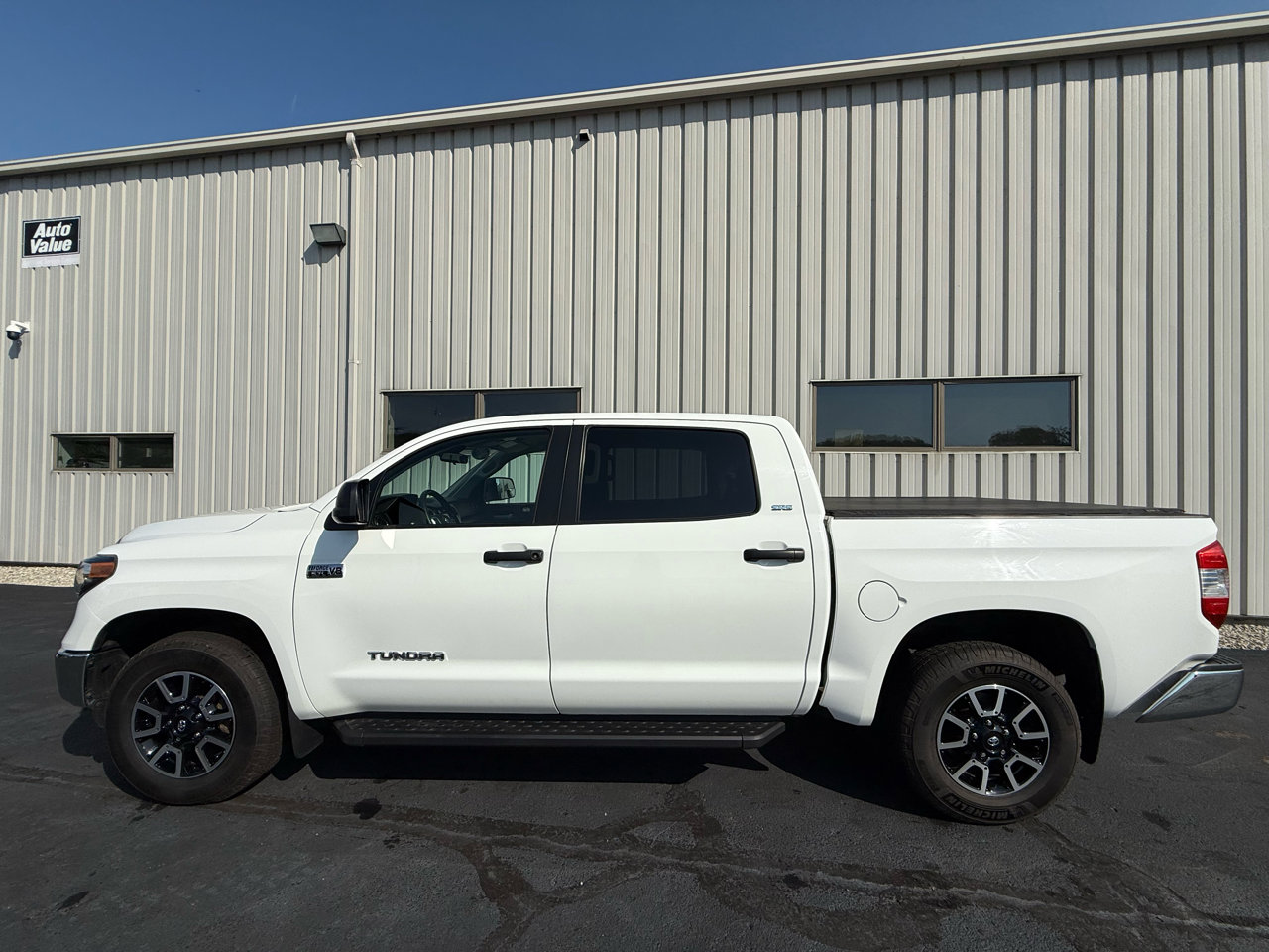 Used 2019 Toyota Tundra SR5 image 11