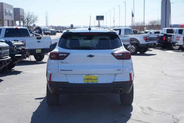 Used 2024 Chevrolet TrailBlazer RS w/ Driver Confidence Package image 7