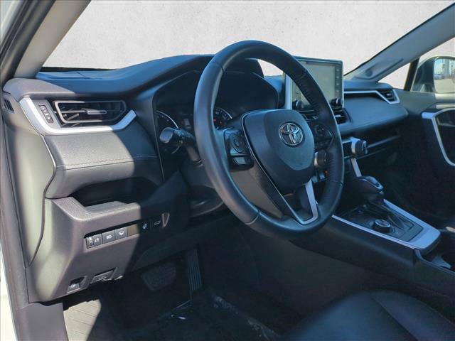 Certified 2021 Toyota RAV4 XLE Premium AWD/4WD image 10