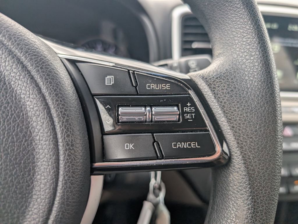 Used 2020 Kia Sportage LX image 16