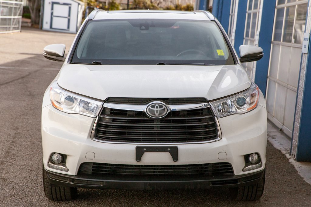 Used 2015 Toyota Highlander Limited image 3